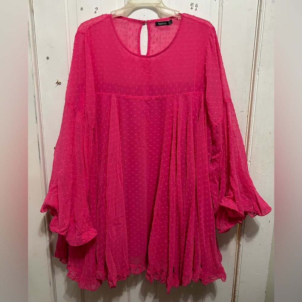Pink boohoo flare dress US 22